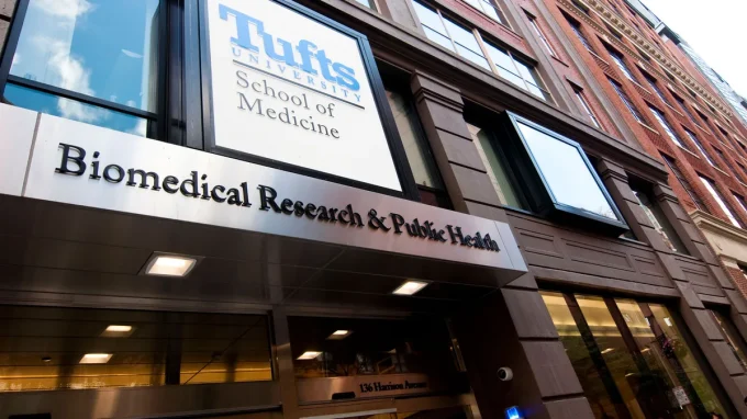 Tufts University School of Medicine Physician Assistant Program